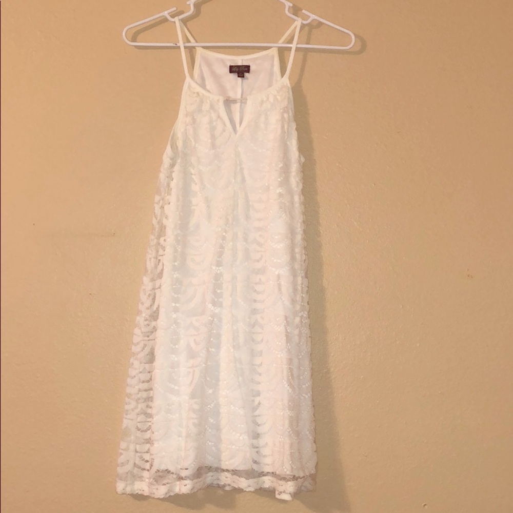 White lace dress